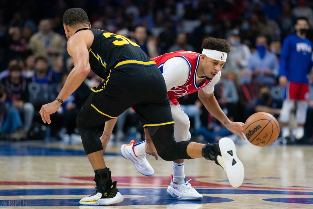 立更紧密的 立更紧密的