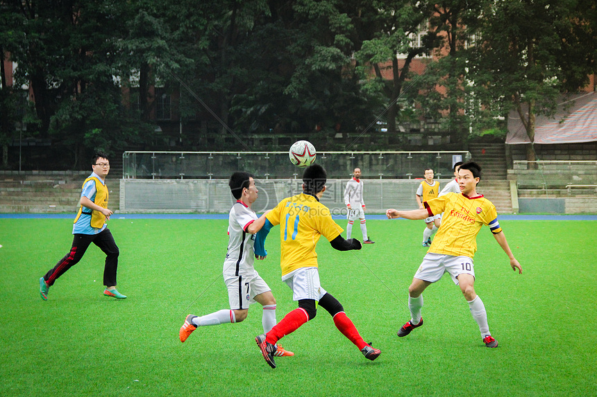 或在配球上 或在配球上